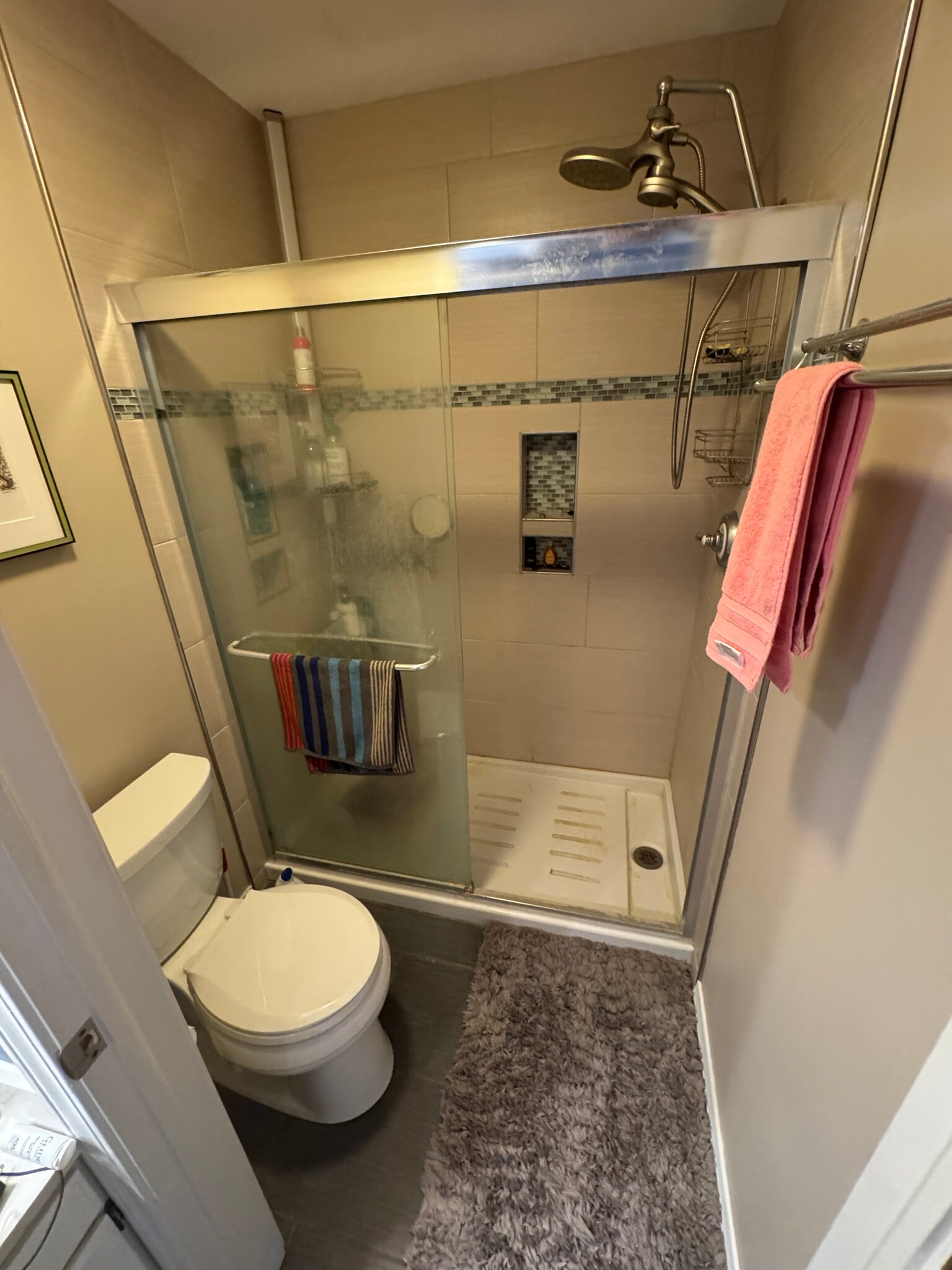 Master bedroom shower - 6804 Old Sauk Ct