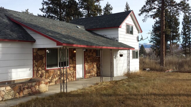 Building Photo - 6344 Eastside Hwy