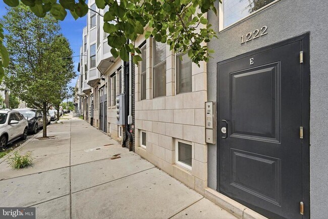 Building Photo - 1222 N 7th St