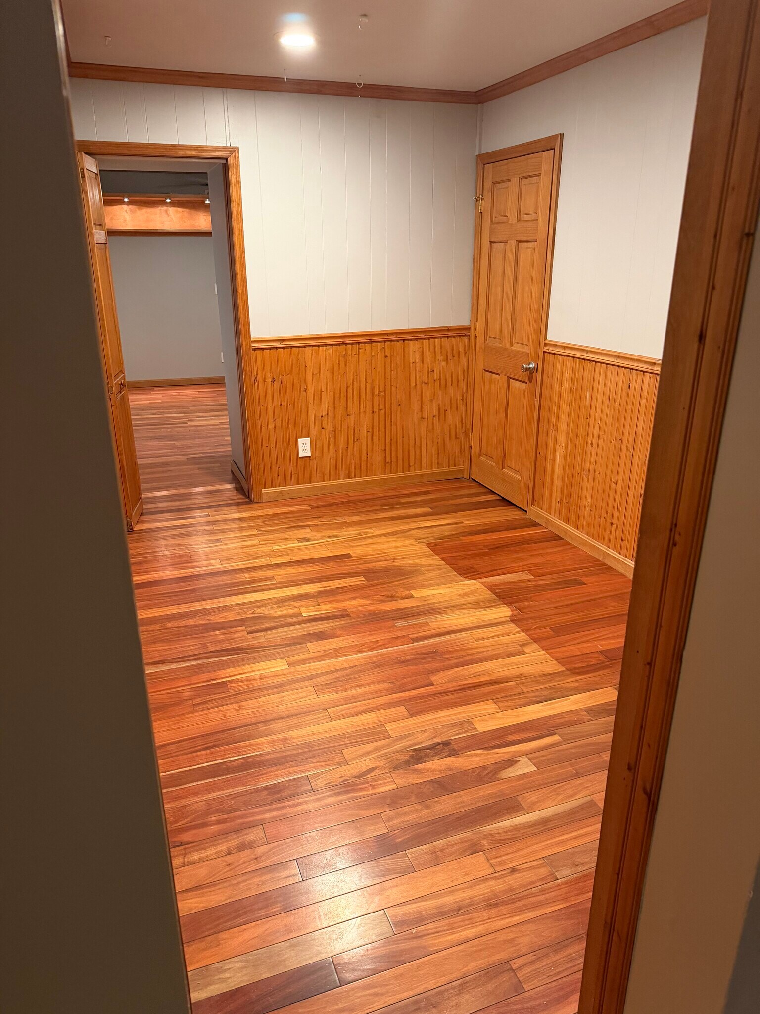 Building Photo - 504 Baum St