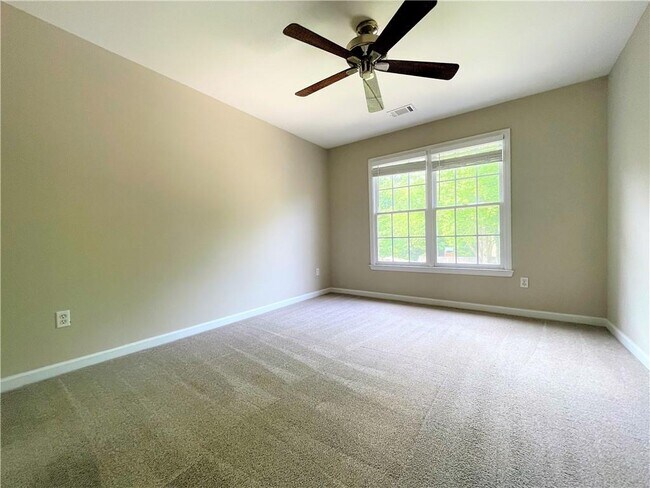 Building Photo - 3045 Spring Field Ct