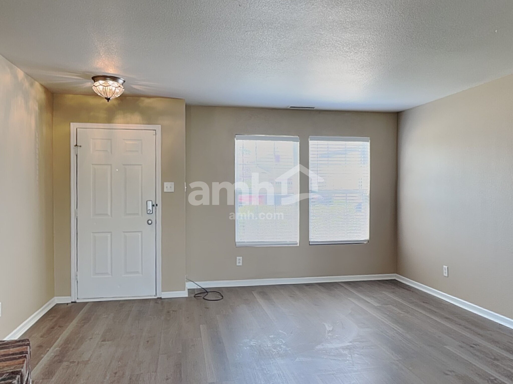 Building Photo - 1624 Wagner Dr
