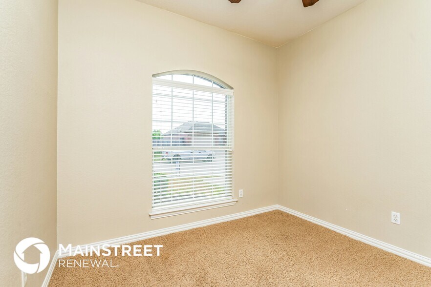 Building Photo - 204 Kennedy Dr