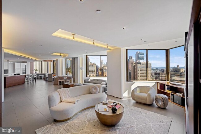 Building Photo - 210 W Rittenhouse Square