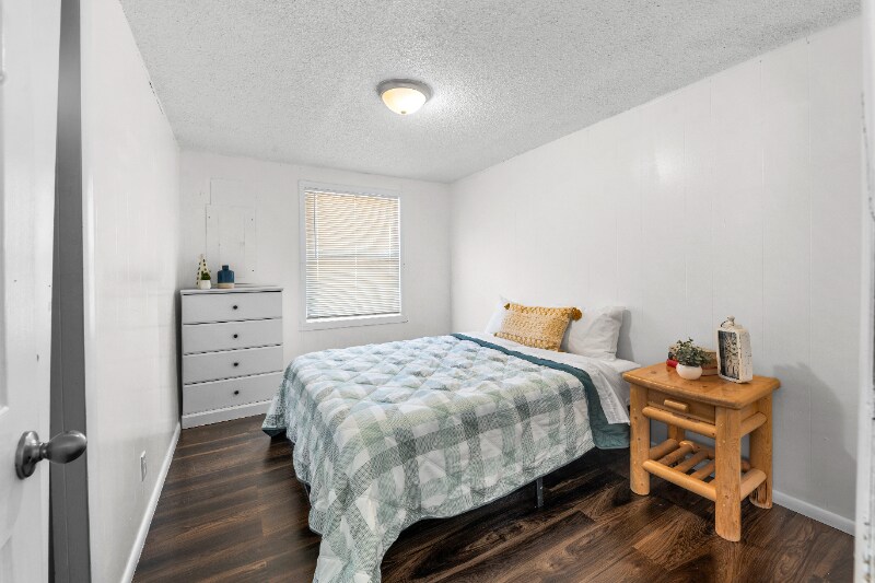 Building Photo - 275 S 150 W Rd