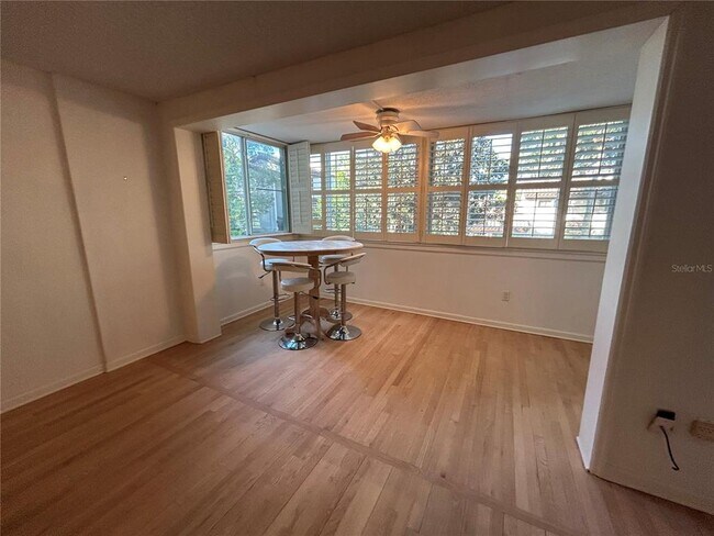 Building Photo - 690 Osceola Ave