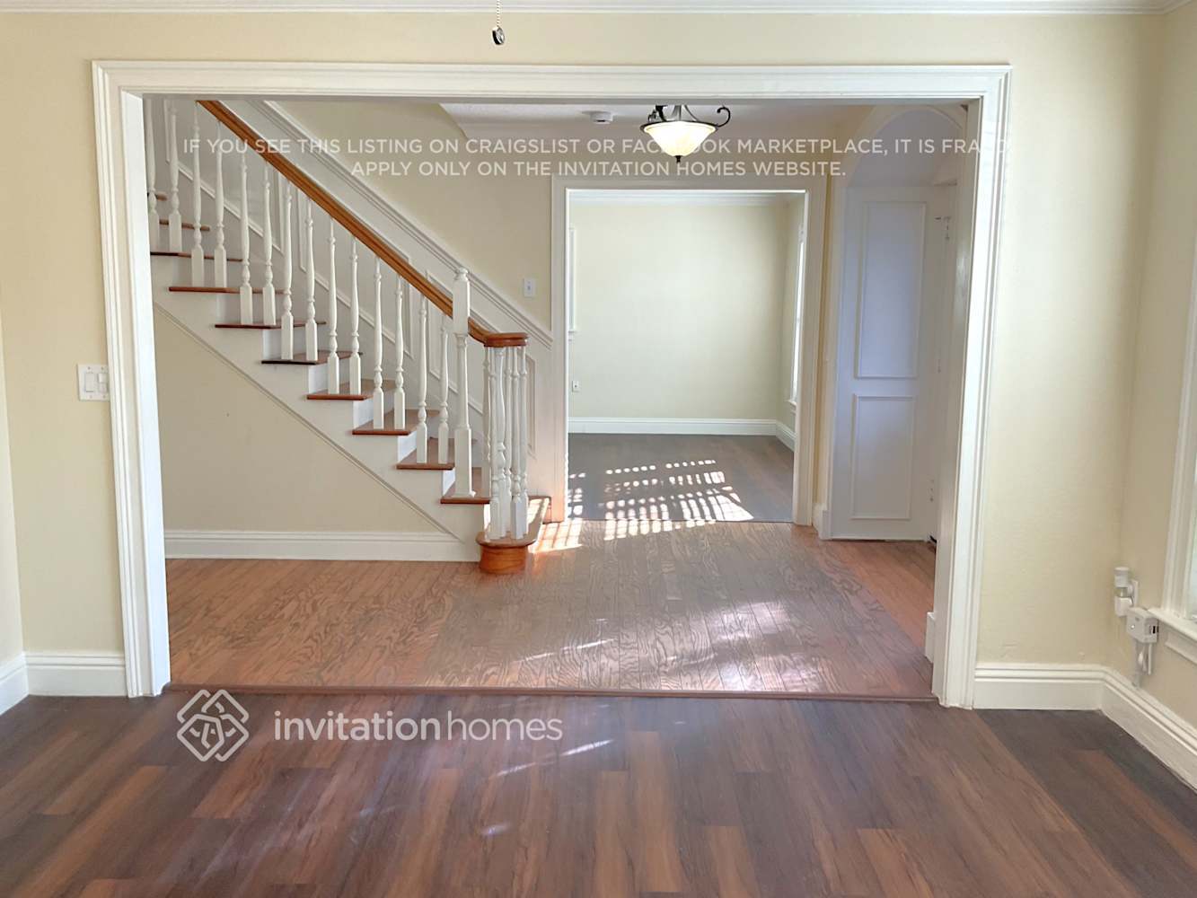 Building Photo - 207 Flamingo Ln