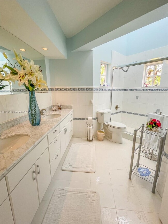Building Photo - 194 Caoba Ct