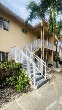 Building Photo - 6972 NW 179th St