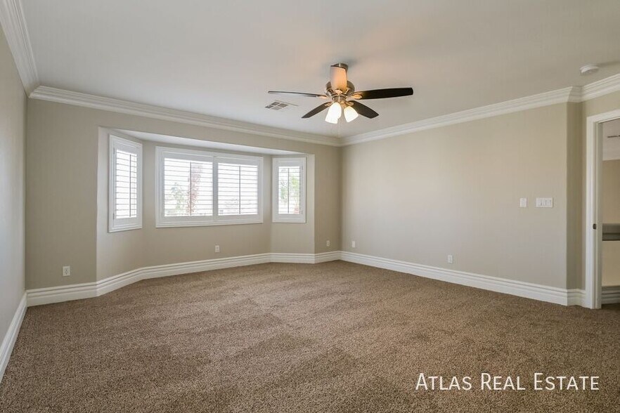 Building Photo - 3704 Fisherking Dr