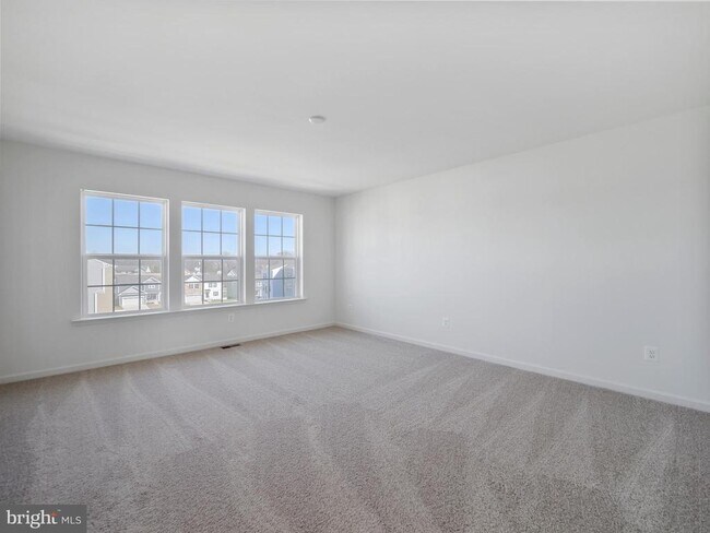 Building Photo - 96 Stafford Pl