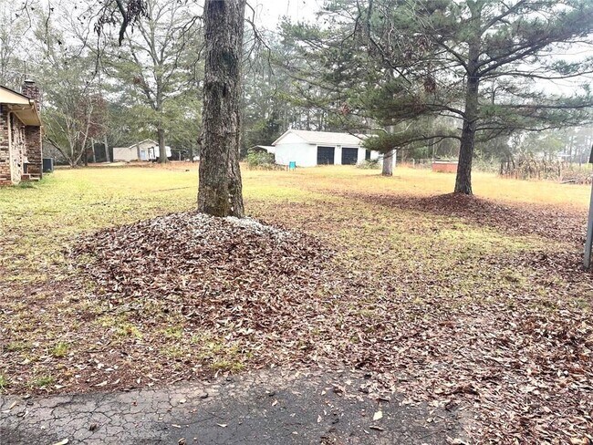 Building Photo - 12266 Brown Bridge Rd