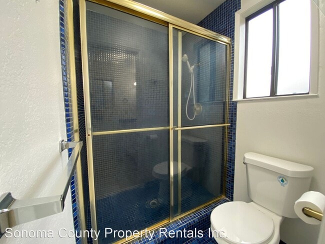 Building Photo - 3 br, 2 bath House - 2115 Montecito Ave