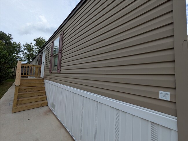 Building Photo - 1213 Kentucky St