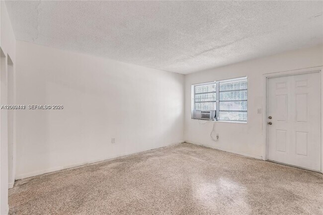Building Photo - 5800 NE 3rd Ave