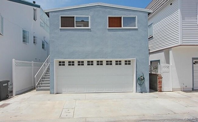 Building Photo - 310 Alvarado Pl