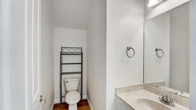 Building Photo - 7938 Jewelwood Dr