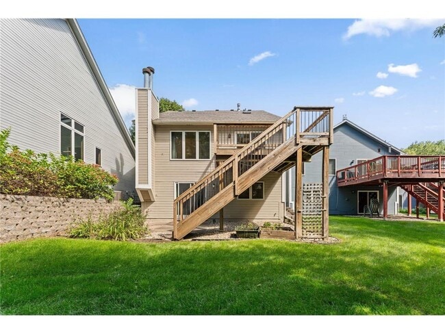 Building Photo - 15465 Sussex Dr