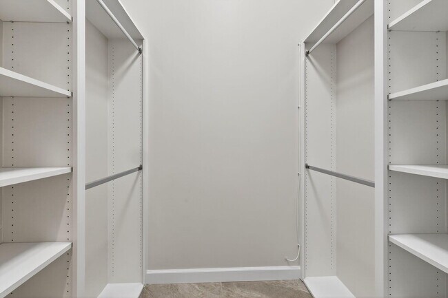 Building Photo - 8257 Rosalie Ln