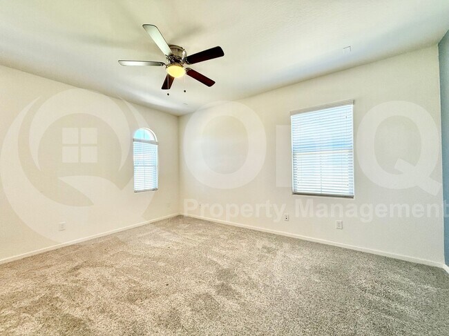 Building Photo - 3726 E Dogwood Dr
