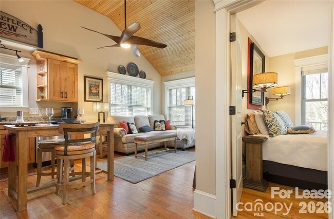 Building Photo - 41 Mildred Ave