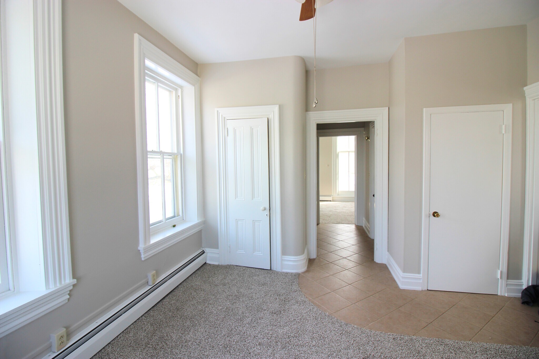 Building Photo - 322 Hodgson St