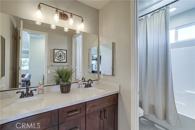 Building Photo - 1653 Lucas Ln