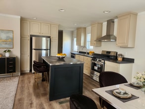 Building Photo - 17 Video Ct