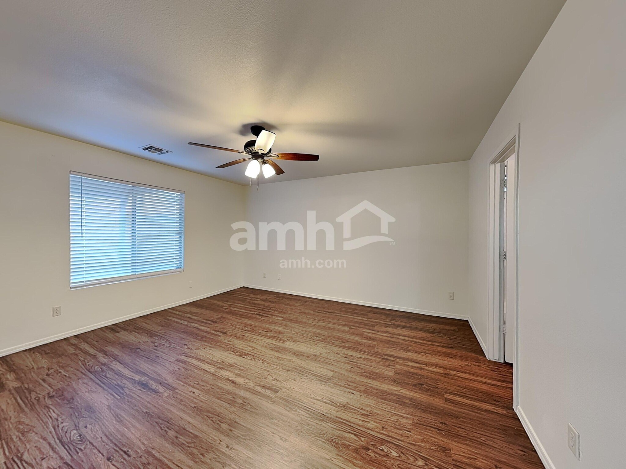 Building Photo - 10830 E Carol Ave