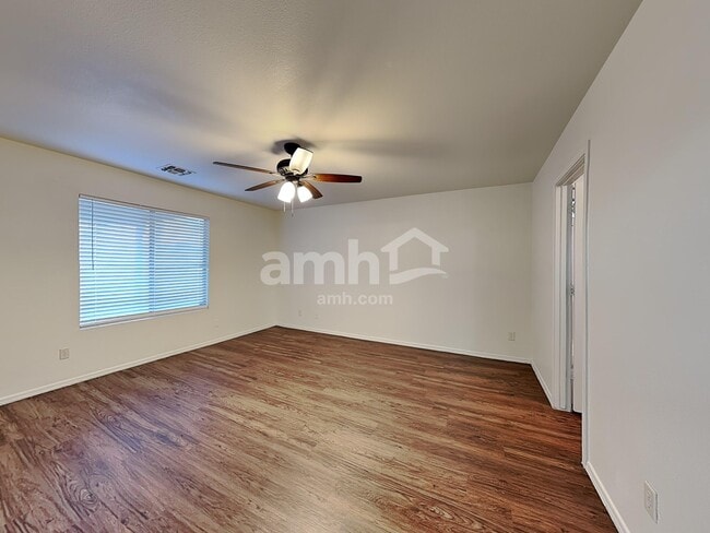 Building Photo - 10830 E Carol Ave