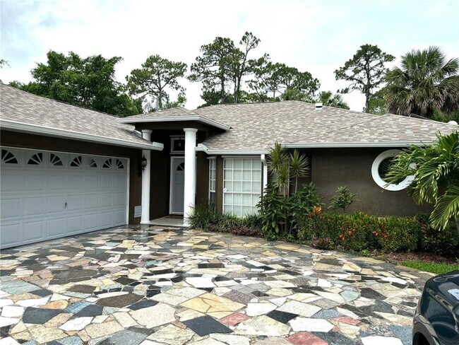 Building Photo - 2635 47th Ave