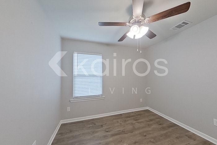 Building Photo - 116 SANTIAGO COURT