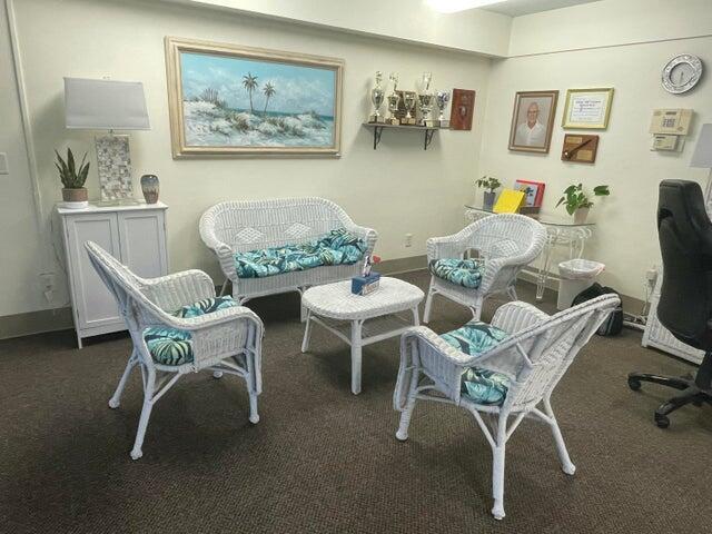 Building Photo - 1225 NW 21st St