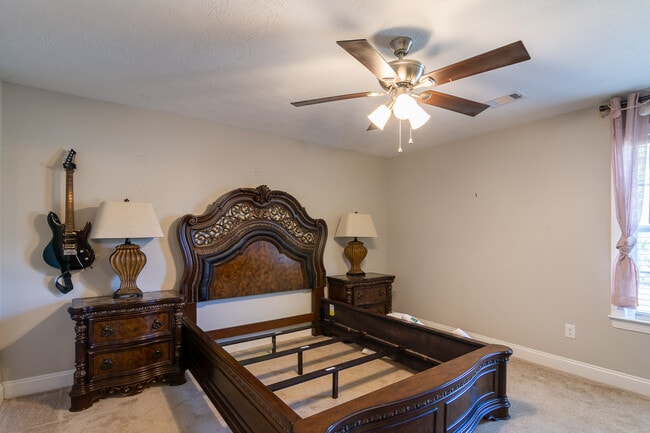 Building Photo - 154 Anneswood Rd