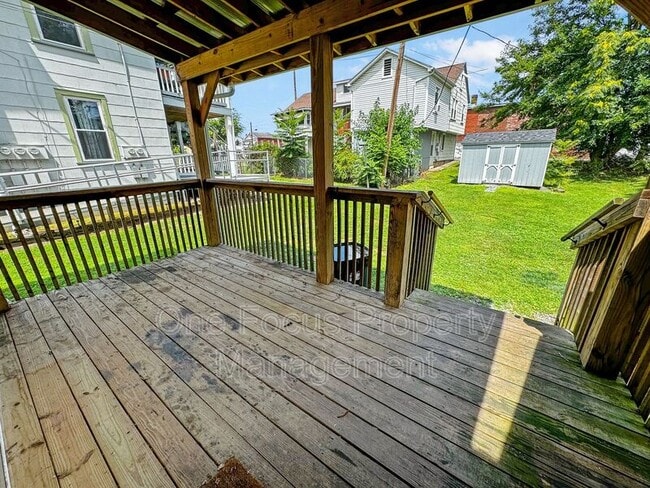 Building Photo - 115 E Bald Eagle St