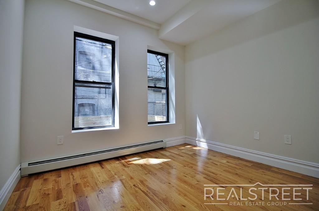 Building Photo - 3 Bed in Crown Heights