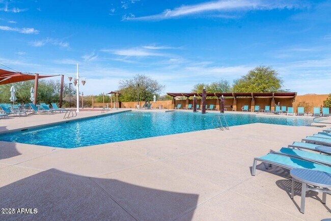 Primary Photo - 3838 E Cat Balue Dr