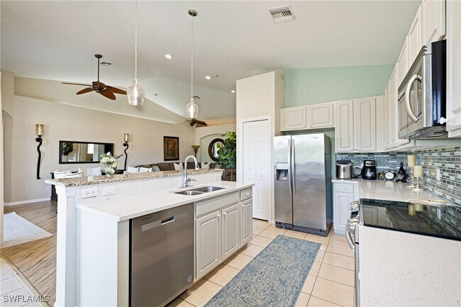 Building Photo - 9120 Spanish Moss Way