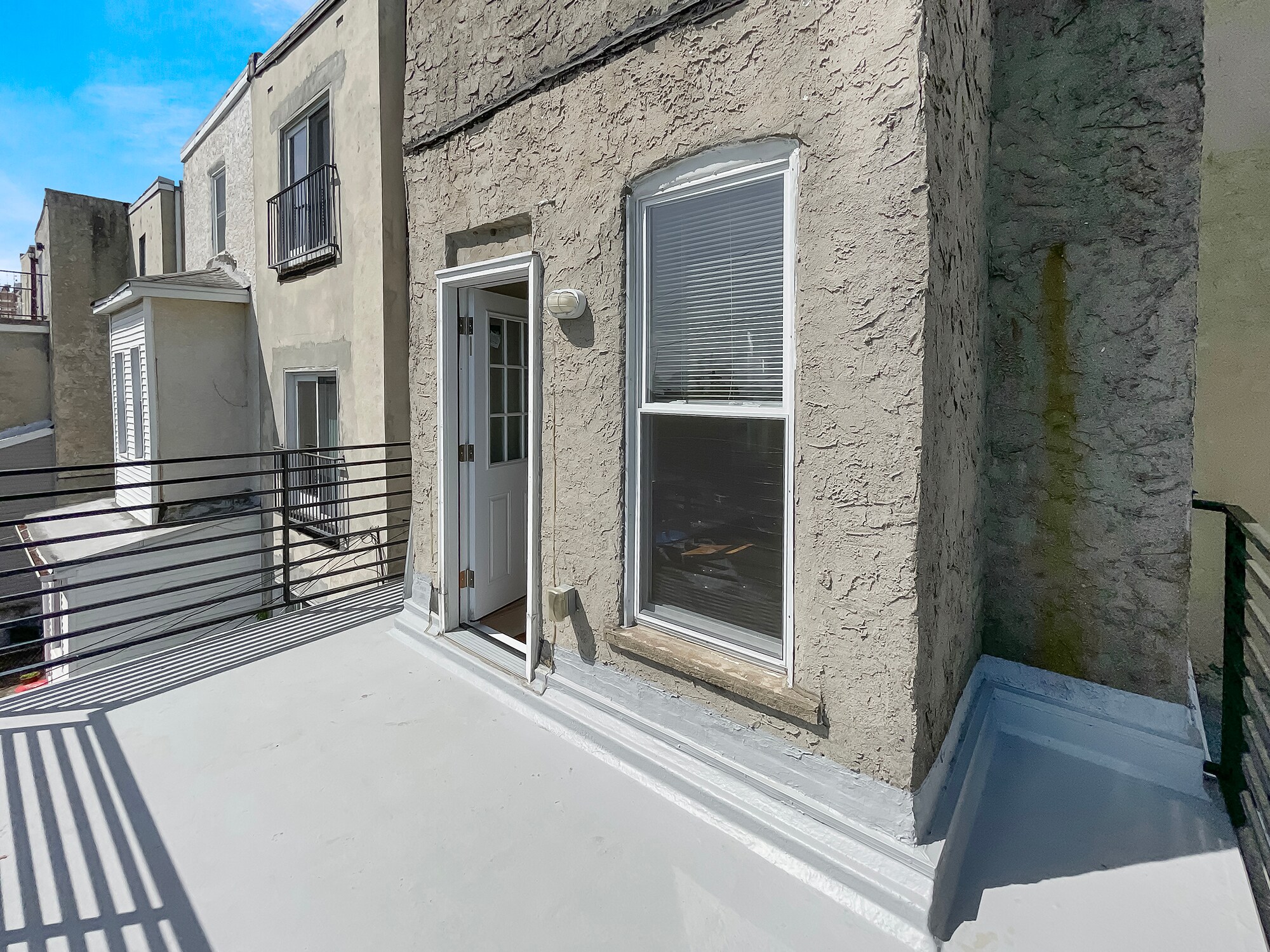 Building Photo - 637 N 32nd St