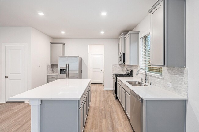 Building Photo - 17219 Walden Lk Ln