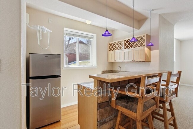 Building Photo - 13190 W 10th Ave