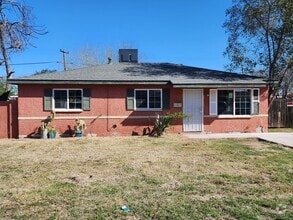 Building Photo - 3 Bedroom in Phoenix!