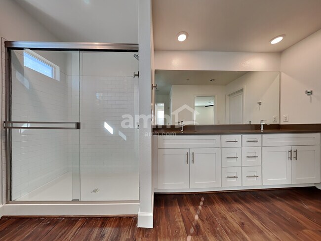 Building Photo - 298 Austin Bellerose Place