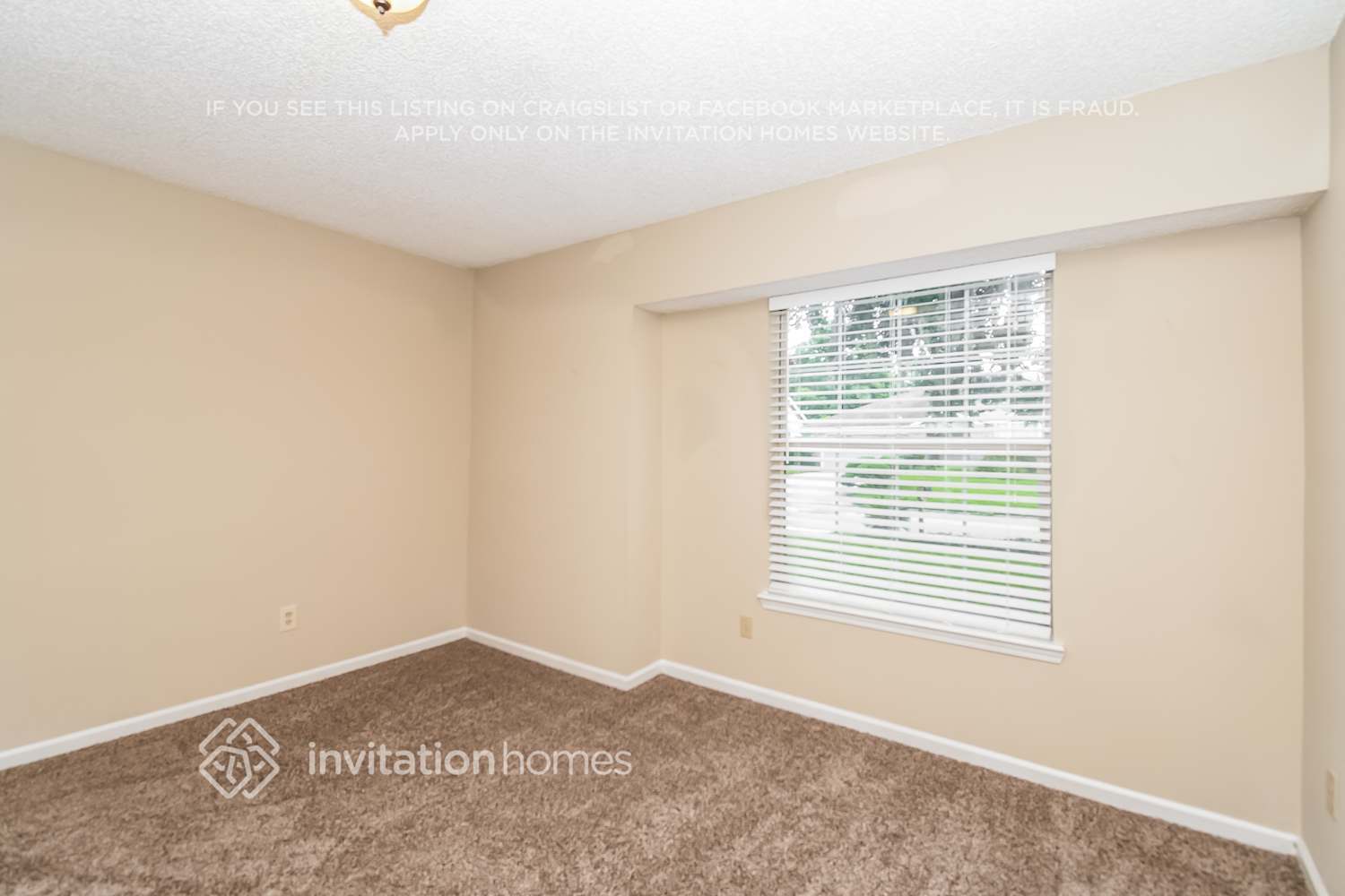 Building Photo - 8313 Lakemont Dr