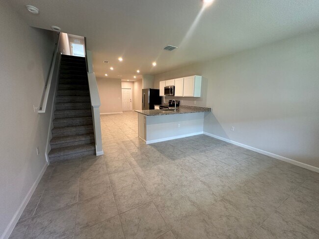 Building Photo - Brande New Townhome in South Daytona