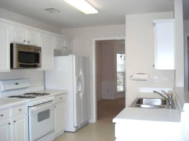 Building Photo - 727 Wamock Dr