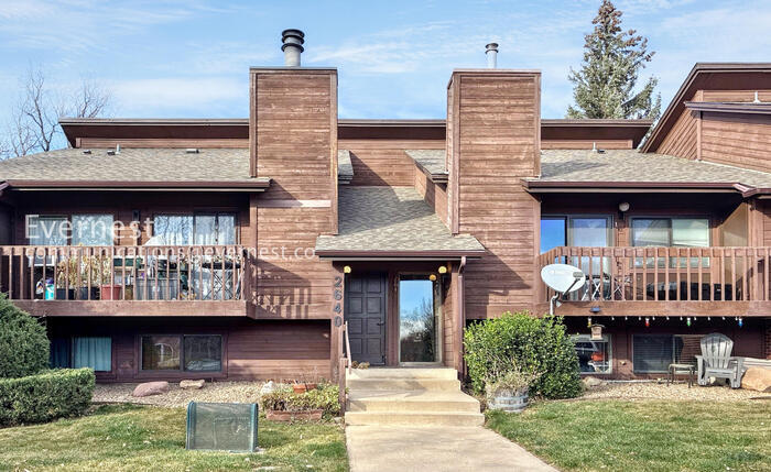 Building Photo - 2640 Juniper Ave