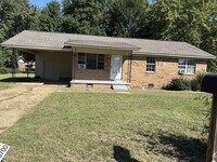 Building Photo - 488 Carlita St