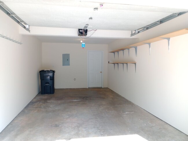 Building Photo - 702-704 Upland Creek Road