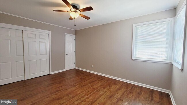 Building Photo - 79 Lanning St